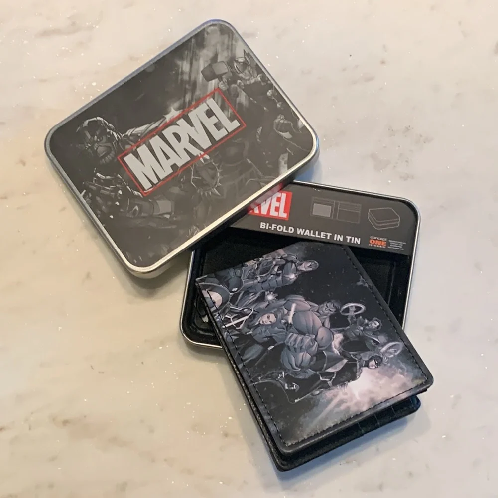 Concept One Marvel Avengers Bifold Wallet in Decorative Tin Case